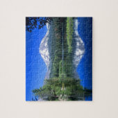 Lassen erhebt sich über dem Manzanita-See Puzzle (Vertikal)