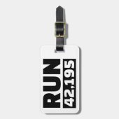 Lassen Sie 42 Kilometer Marathon laufen Gepäckanhänger (Vorderseite vertikal)