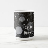 Lassen Sie es auf einem schneebedeckten Hintergrun Kaffeetasse (Mittel)
