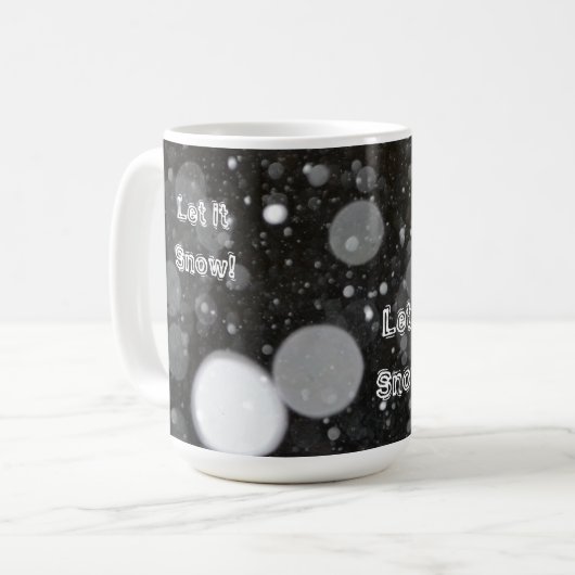 Lassen Sie es auf einem schneebedeckten Hintergrun Kaffeetasse (Vorderseite Links)