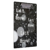 Lassen Sie es auf einem schneebedeckten Hintergrun Klemmbrett (Rechts)