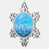 Lassen Sie es zu Snow Blue Crystal Schneeflocken Zinn-Ornament (Rechts)