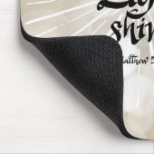 Lassen Sie Ihr helles Shine Matthew-5:16. Mousepad (Ecke)
