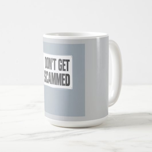 Lassen Sie sich kein gepanzertes Banner neben eine Kaffeetasse (VorderseiteRechts)