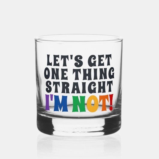 Lassen Sie uns eine Sache direkt bekommen, die ich Whiskyglas (Vorderseite)