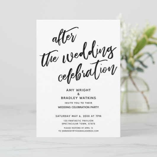 Lässig nach der Hochzeit Schwarz-weiß Einladung (Stehend Vorderseite)