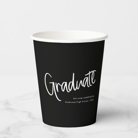 Lässige handgeschriebene Script-Abschlüsse in Schw Pappbecher (Rückseite)