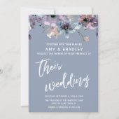 Lässige Handschrift floral Dusty Blue Wedding Einladung (Vorderseite)