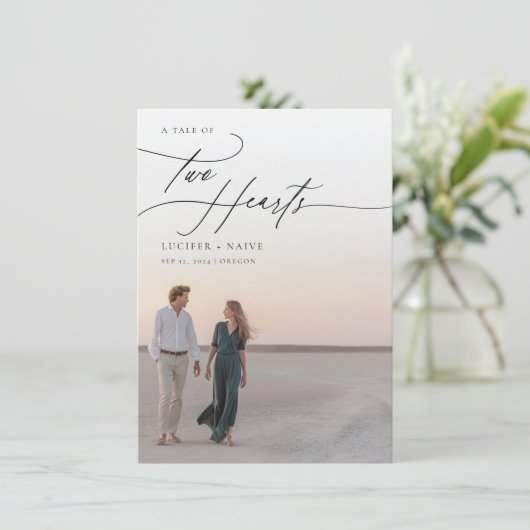 Lässige Kalligrafie Budget Foto Hochzeit Einladung (Stehend Vorderseite)