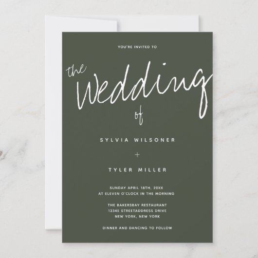 Lässige moderne dunkle Sage Typografy Wedding Einladung (Vorderseite)