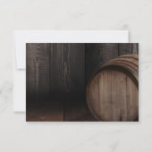 Lässige Typografie Holzfass-Hochzeit RSVP Karte (Rückseite)