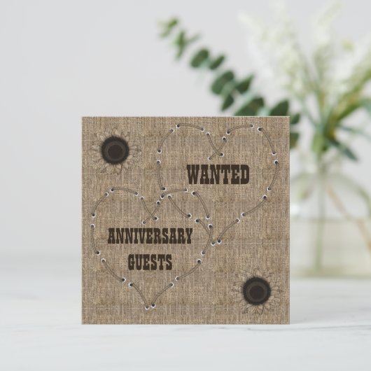 Lässiges Burlap-Party zum 50. Jubiläum Einladung (Stehend Vorderseite)