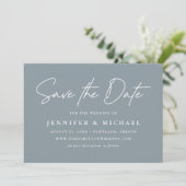 Lässiges Script Dusty Blue Foto Save The Date (Stehend Vorderseite)