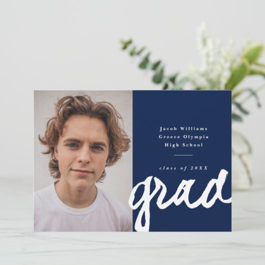 Lässiges Skript Grad | Einfaches Foto Abschluss Ankündigung (Stehend Vorderseite)