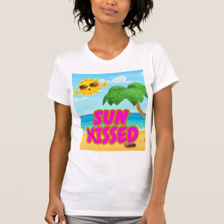 Lässiges StrandOutfit für das Sommerurlaub-T-Shirt T-Shirt