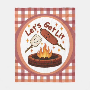 Lass's Get Lit Firepit - Niedlicher Marshmallow & Fleecedecke