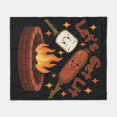 Lass's Get Lit Firepit - Niedlicher Marshmallow &  Fleecedecke (Vorderseite (Horizontal))
