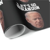 LASS'S GO BRANDON BIDEN BIRTHDAY WRAPPING PAPIER. GESCHENKPAPIER (Rolleneckpunkt)