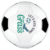 Lass's Kick Einige Gras Fußball (Gedreht)