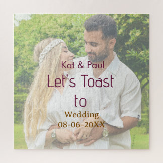 Lasst uns auf die Hochzeit anstoßen name datum ein Puzzle