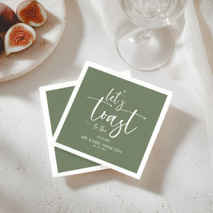 Lasst uns Chic Kalligrafie Verlobungsfeier toasten Serviette