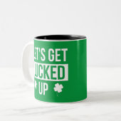 Lasst uns den St. Patrick's Day ausklingen lassen Zweifarbige Tasse (Vorderseite Links)