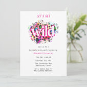 Lasst uns den wilden Cheetah-Junggeselinnen-Abschi Einladung (Stehend Vorderseite)