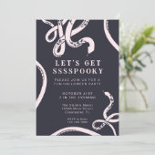 Lasst uns ein leckeres Schlangen-Halloween-Party b Einladung (Stehend Vorderseite)