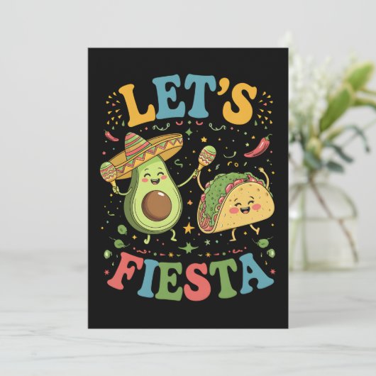 Lasst uns Fiesta Avocado und Tacos Cinco de Mayo Einladung (Stehend Vorderseite)