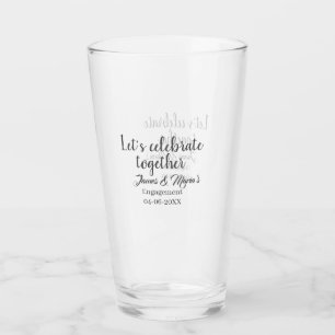 Lasst uns gemeinsam den Verlobungsfeier Namen Datu Glas
