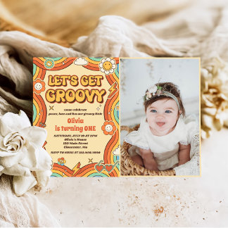 Lasst uns Groovy Retro Rainbow 1. Geburtstag Foto Einladung