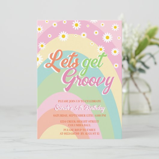 Lasst uns Groovy Retro Rainbow Floral 5. Geburtsta Einladung (Stehend Vorderseite)