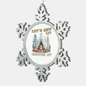 Lasst uns hingehen. Campfire Lit Classic Schneeflocken Zinn-Ornament (Rechts)