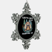 Lasst uns hingehen. Campfire Lit Classic Schneeflocken Zinn-Ornament (Links)