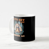 Lasst uns hingehen. Campfire Lit. Zelt Camping Cla Kaffeetasse (Vorderseite Links)
