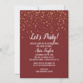 Lasst uns Party Gold Confetti über Burgund-Rente Einladung (Vorderseite)