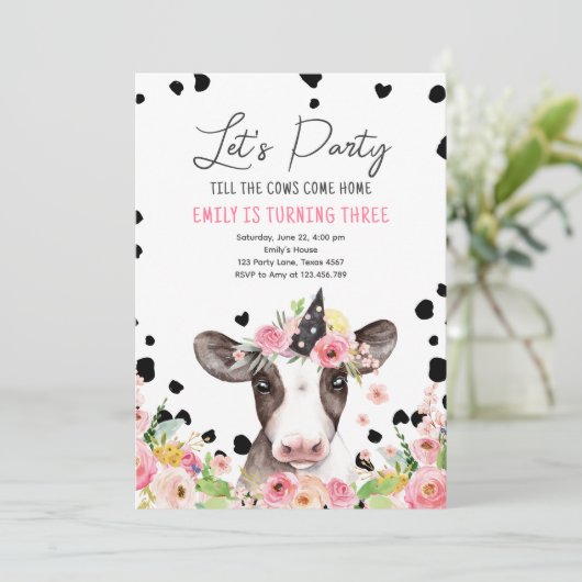 Lasst uns Party Kuh Floral Girl Farm Tiere Geburts Einladung (Stehend Vorderseite)