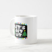 Lasst uns Weihnachtsbaum Merry Funny Jokes Sat. Kaffeetasse (Vorderseite Links)