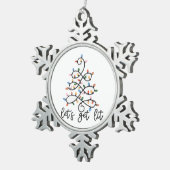 Lasst uns Weihnachtsbaumleuchten klassisch bekomme Schneeflocken Zinn-Ornament (Rechts)