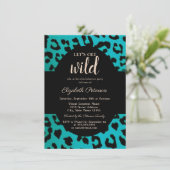 Lasst uns Wild Chic Leopard Print Blue holen Einladung (Stehend Vorderseite)
