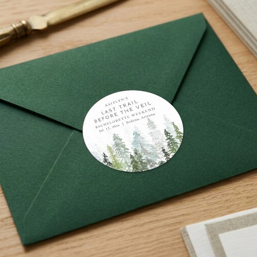 Last Trail Pine Forest Camping Bachelorette Party Runder Aufkleber