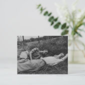 Lasziviges junges männliches Paar mit schwulenfein Postkarte (Stehend Vorderseite)