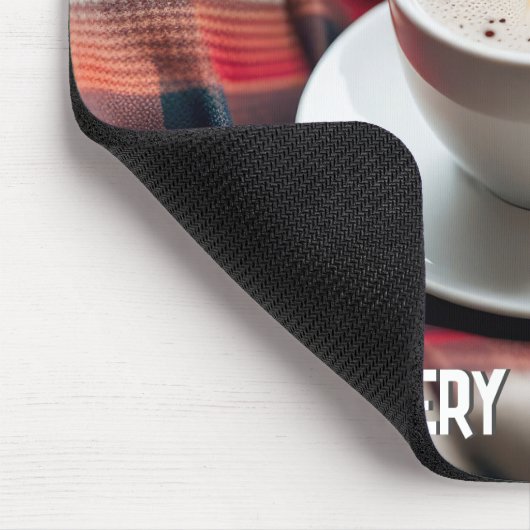 Latte mit Herz auf der Decke Mousepad (Ecke)