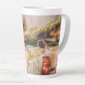 Latte Tasse im Stilstil (Rechte Ecke)
