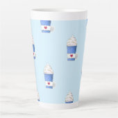 Latte & Whipped Cream (Blau) Milchtasse (Vorderseite)