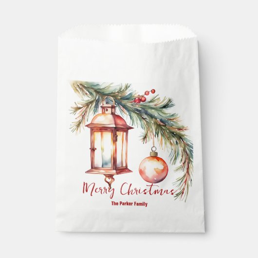 Lattern mit Kiefern und Holly Berries Weihnachten Geschenktütchen (Vorderseite)