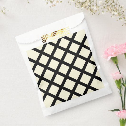 Lattice Fevor Taschen (Creme & Black) Geschenktütchen (Versiegelt)