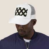Lattice Trucker Hat (Cream & Black) Truckerkappe (Beispiel)