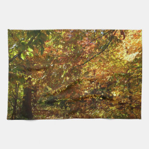 Laubdach des Herbstlaubs II Gelbe Herbstfotografie Geschirrtuch