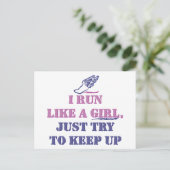 Lauf wie ein Mädchen Postkarte (Stehend Vorderseite)